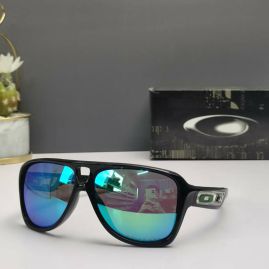 Picture of Oakley Sunglasses _SKUfw56863845fw